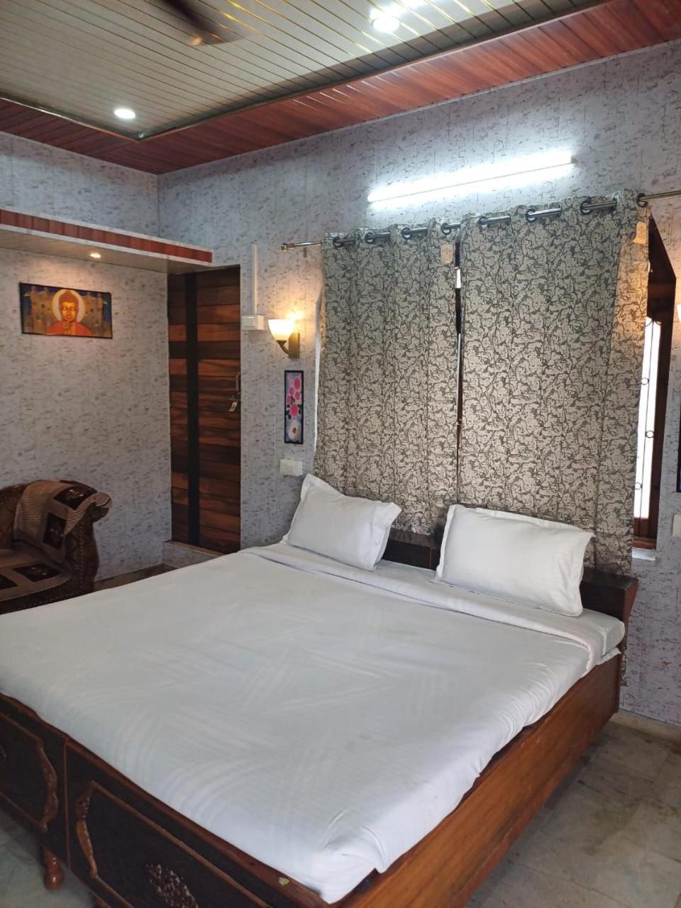 Baba Paying Guest House Váránaszi Kültér fotó